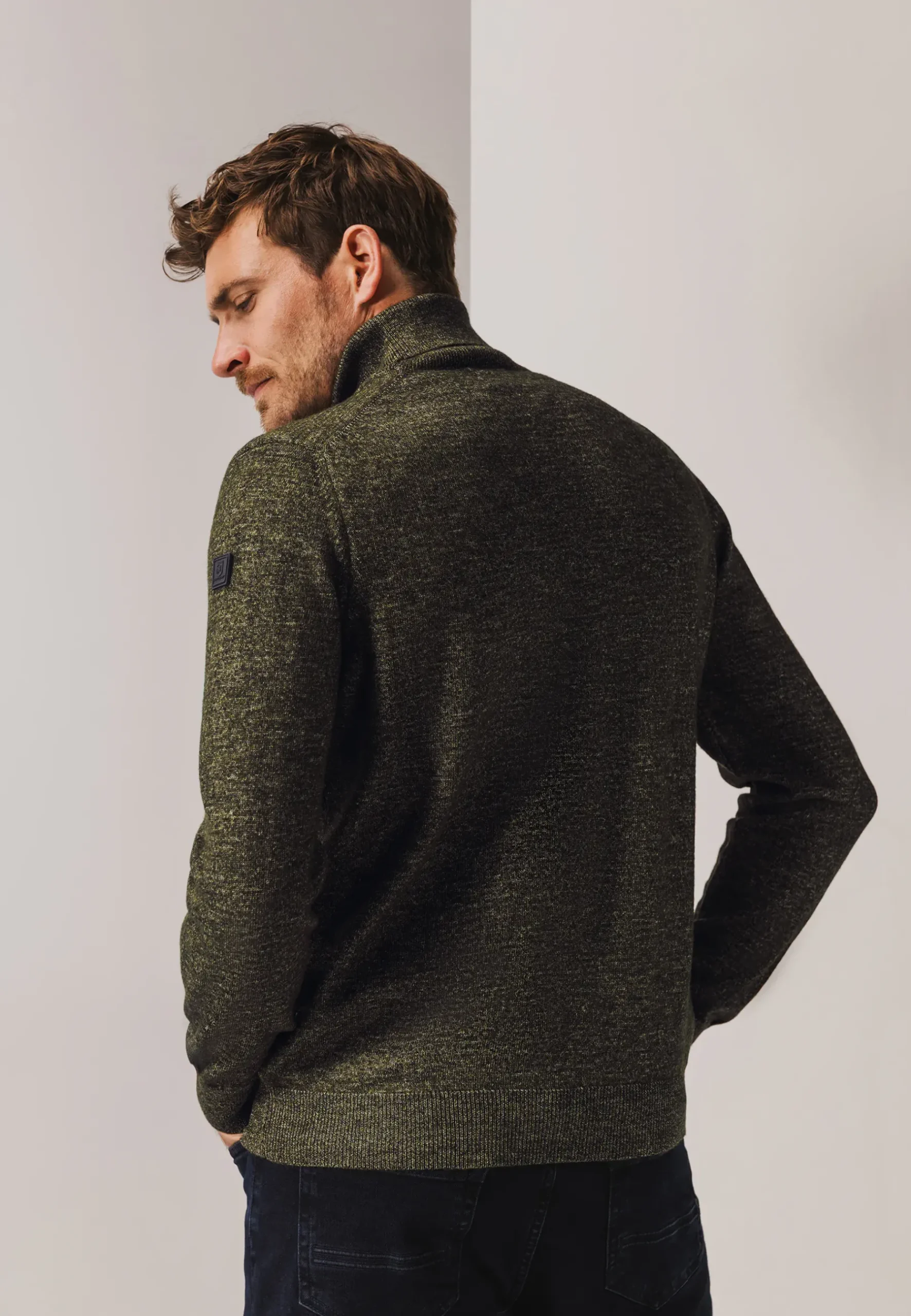 Discount Coltrui van een acrylmix Truien