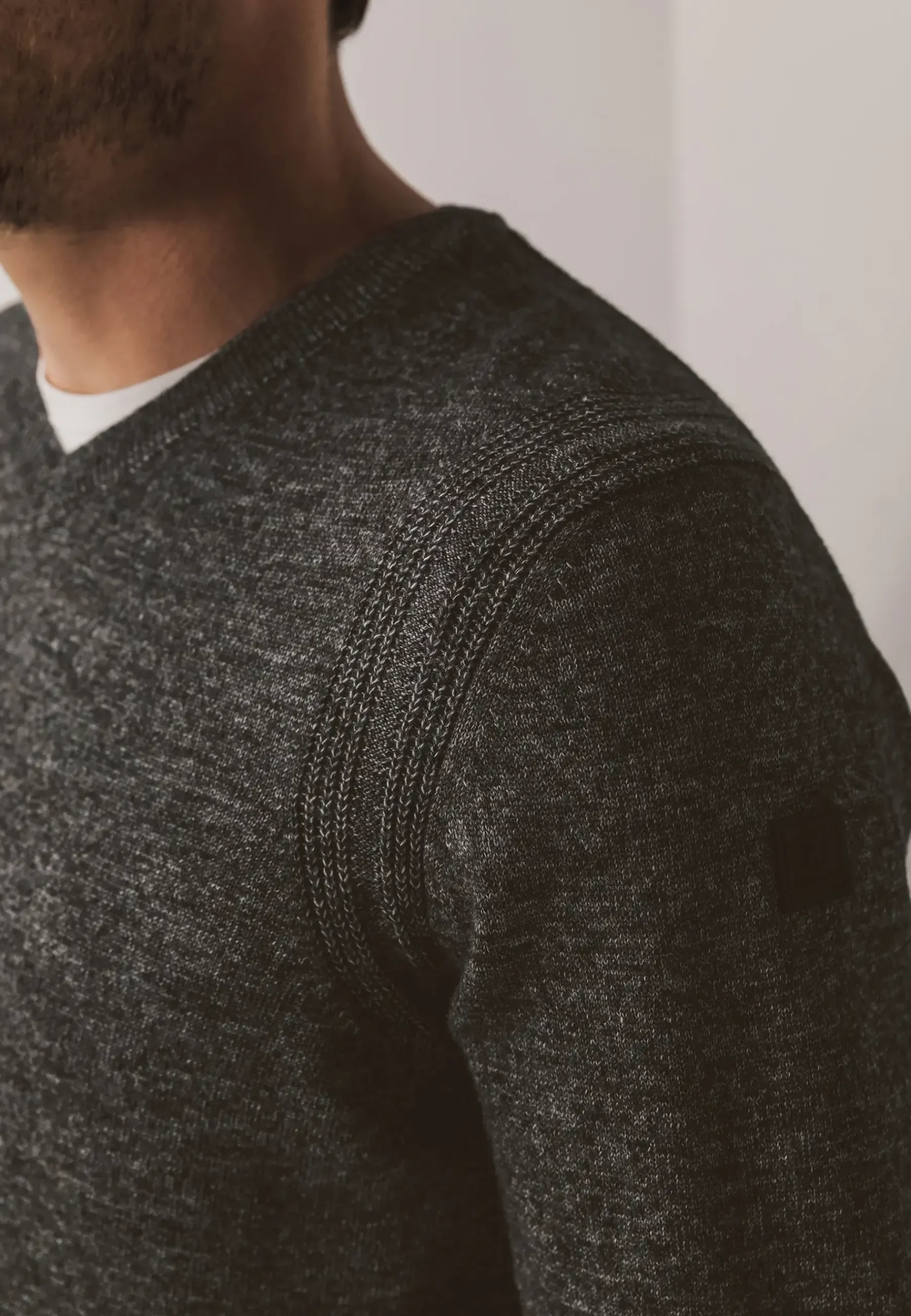 New Gemêleerde trui met ribdetails Truien