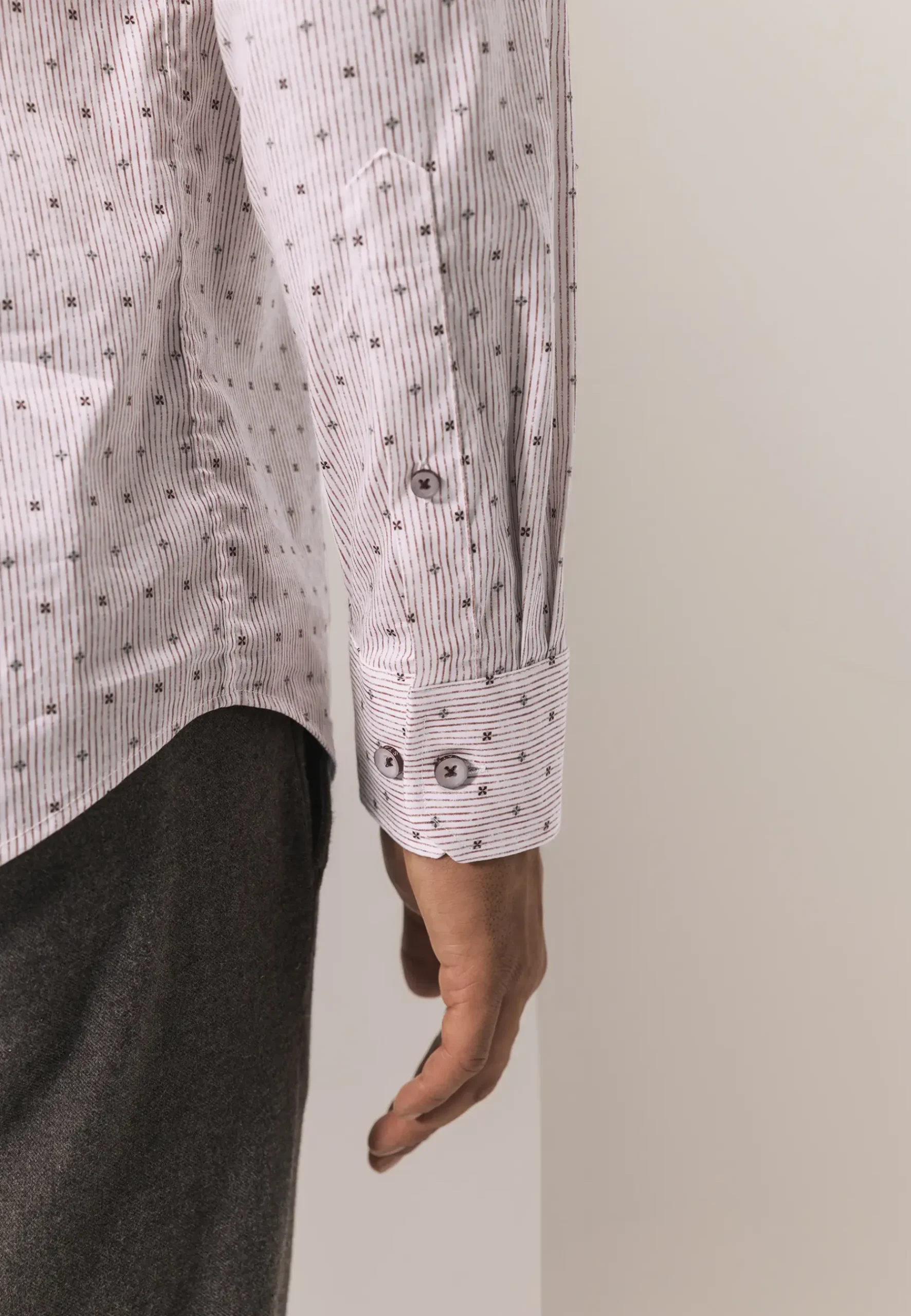 Gestreept overhemd met borstzak Overhemden