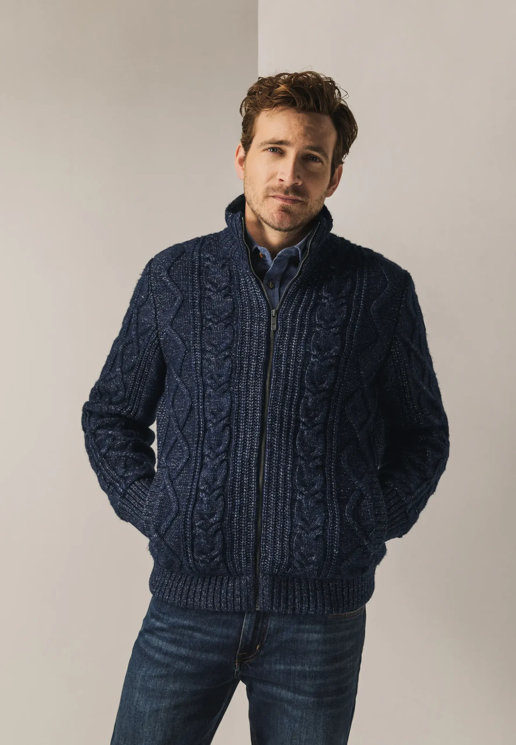 Hot Grofgebreid vest met kabelpatroon Vesten