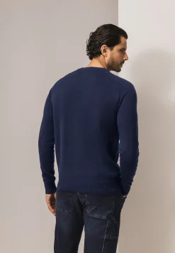 Hot Lamswollen trui met zadelmouwen Truien