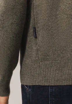 Hot Lamswollen trui met zadelmouwen Truien