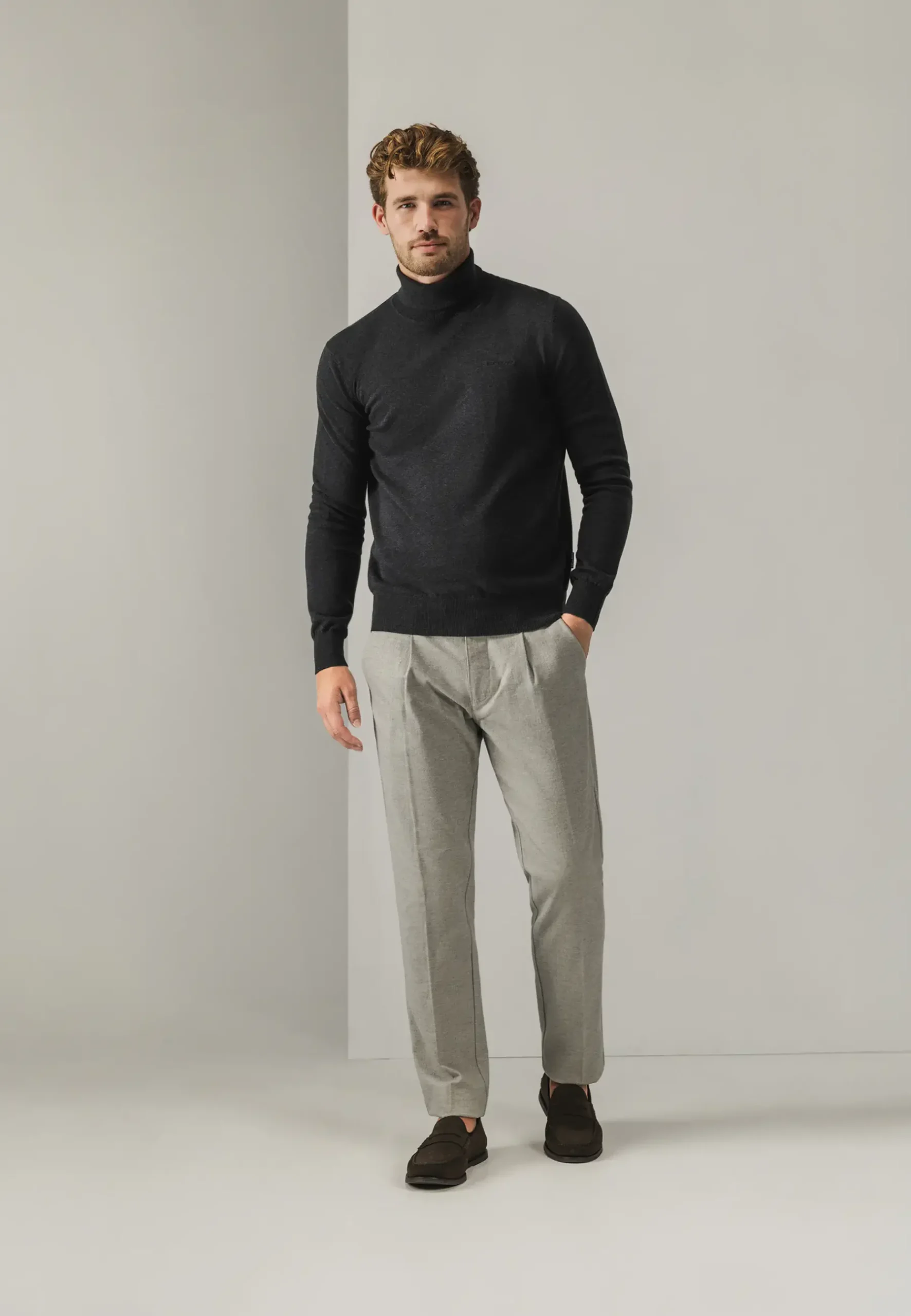 NAVIGATOR chino in stretchstof met visgraatmotief Broeken