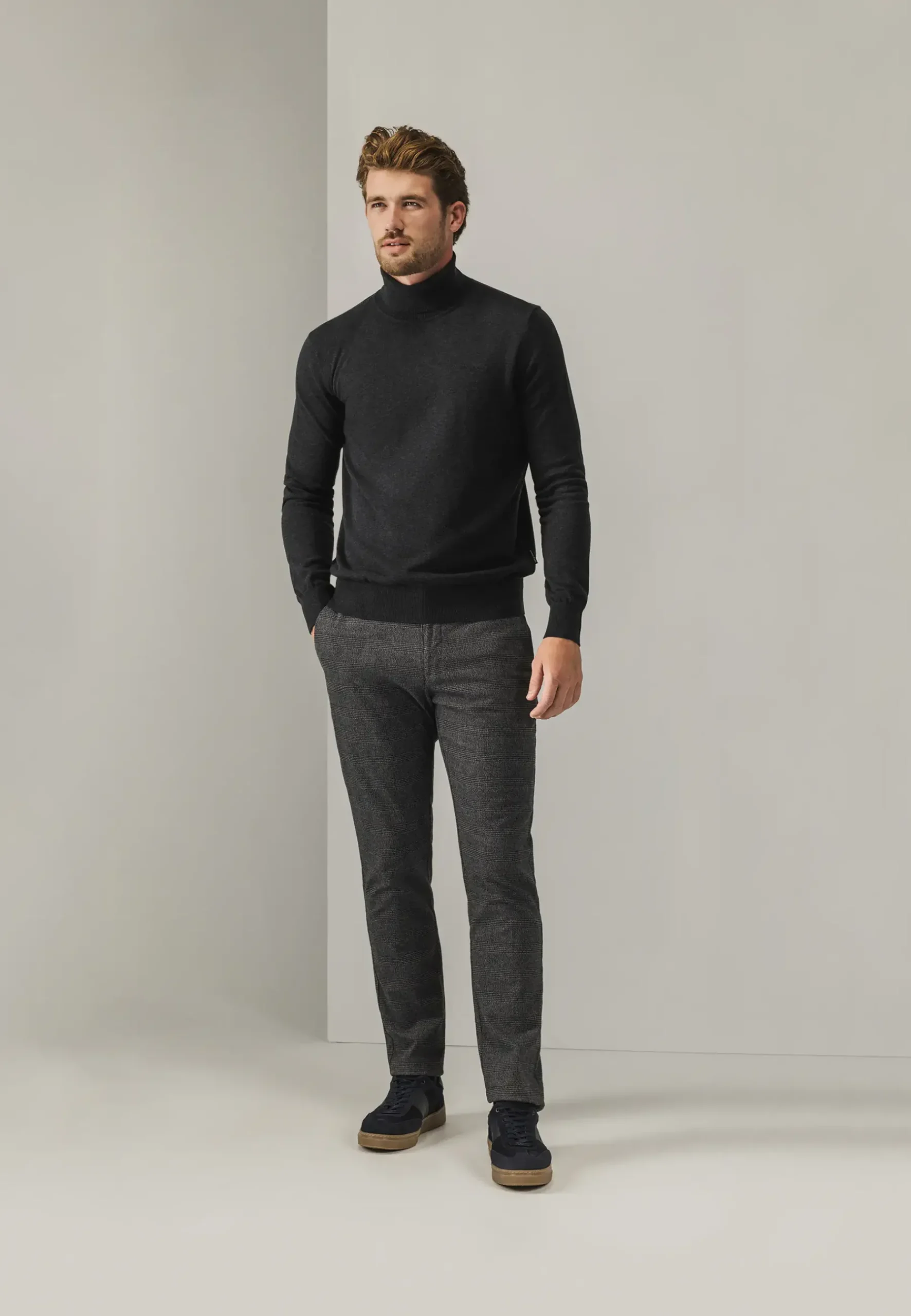 Outlet NAVIGATOR geruite chino in stretchstof Broeken