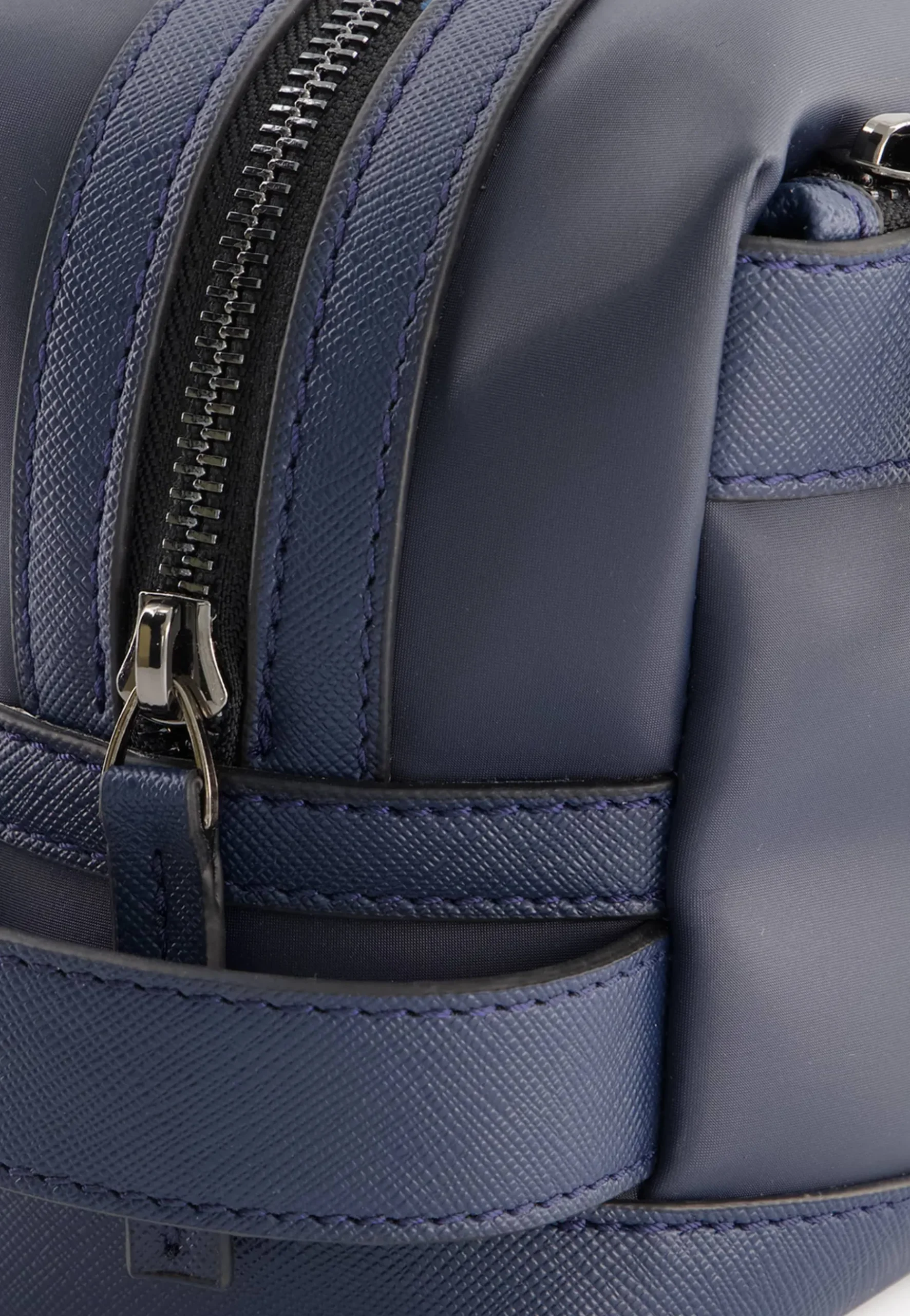 Discount Toilettas van nylon Tassen & Portemonnees